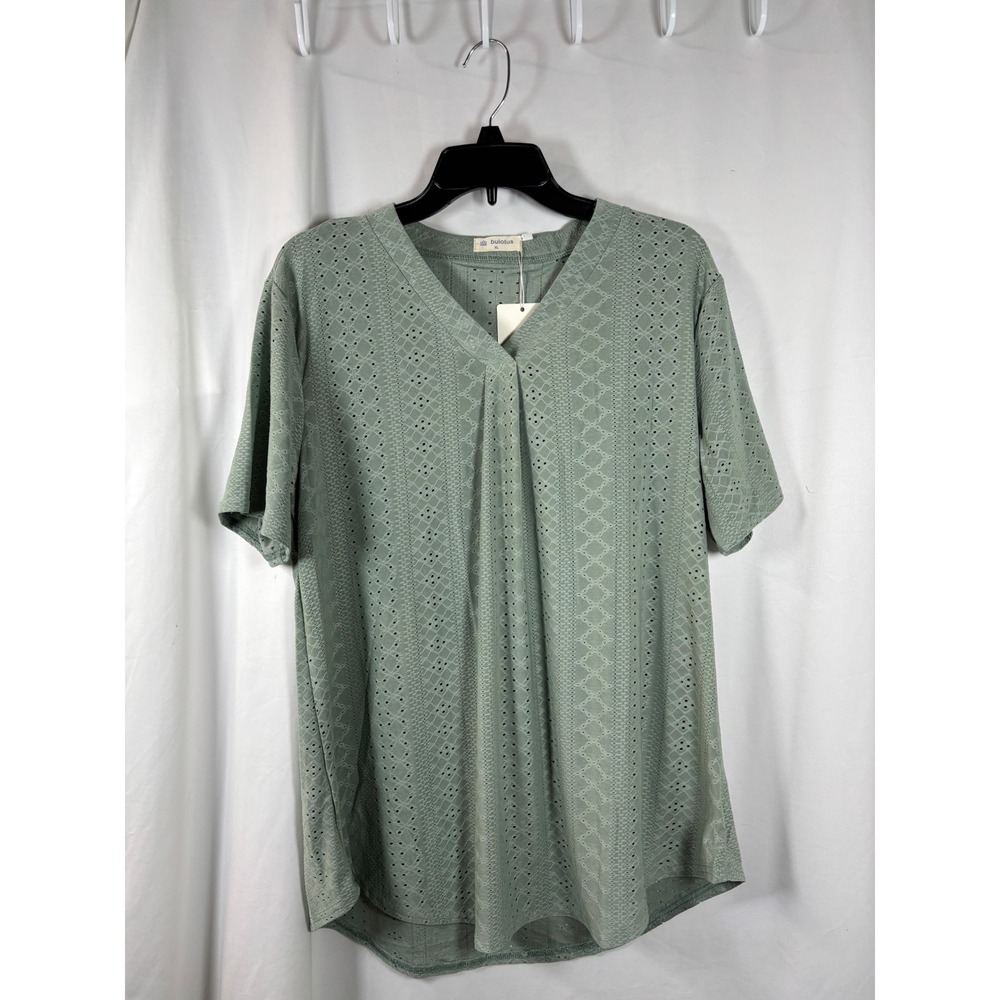 Bulotus Women Sage Green Eyelet V-Neck Short Sleeve Blouse Top XL NEW